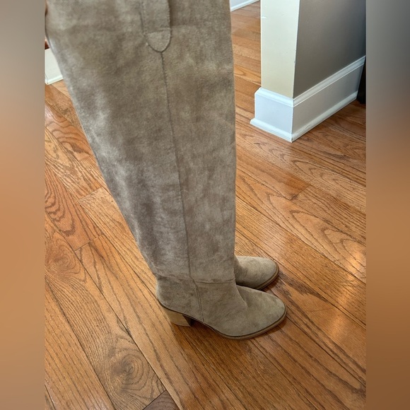 Mi.iM Brown/Beige Faux Suede 4” Tall Heeled Knee High Boots Size 7 Women - Picture 6 of 12